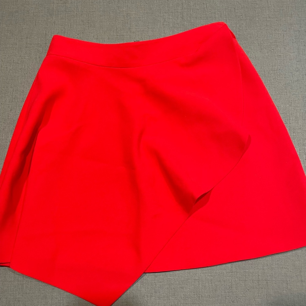 Brand new beautiful skirt xs color red brand: Alice+Olivia